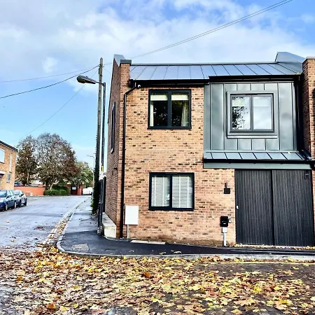 Tatil Evi Barton Luxury 2 Of 2 Sleeps 6 Bristol