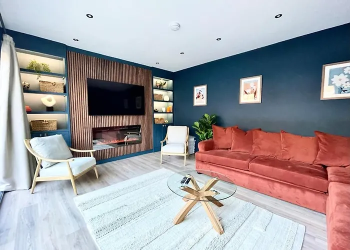 Barton Luxury 2 Of 2 Sleeps 6 * Bristol