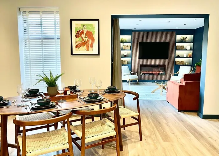 Barton Luxury 2 Of 2 Sleeps 6 Semesterbostad Bristol